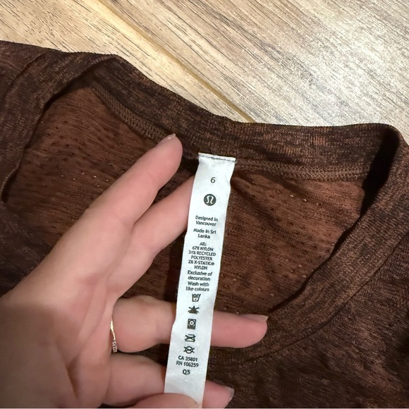 Lululemon Train to Be Tank *Camo
Dot Camo Dark Terracotta / Black - Picture 10 of 10